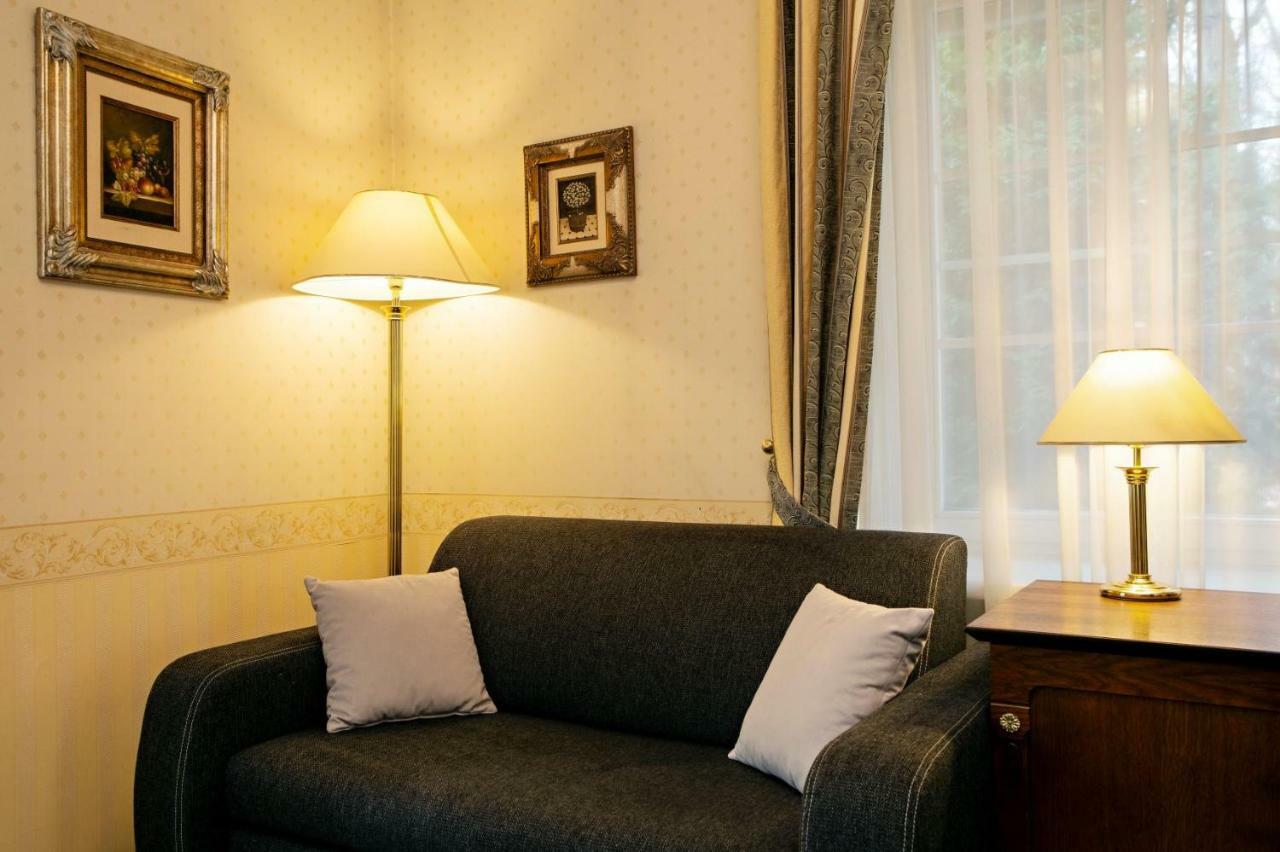 Dvaras - Manor House VNO Eksteriør billede